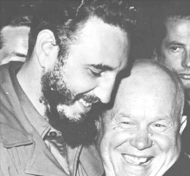 躲过美国638次*杀暗**，向中国学习经验，古巴革命的拳头卡斯特罗