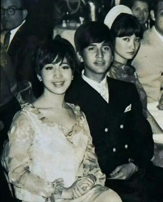 何鸿燊原配夫人黎婉华家庭背景,何鸿燊原配黎婉华惊艳旧照