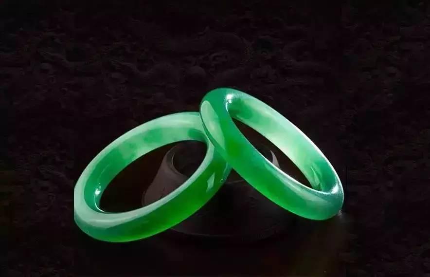 一样的翡翠，却有不一样的东方美