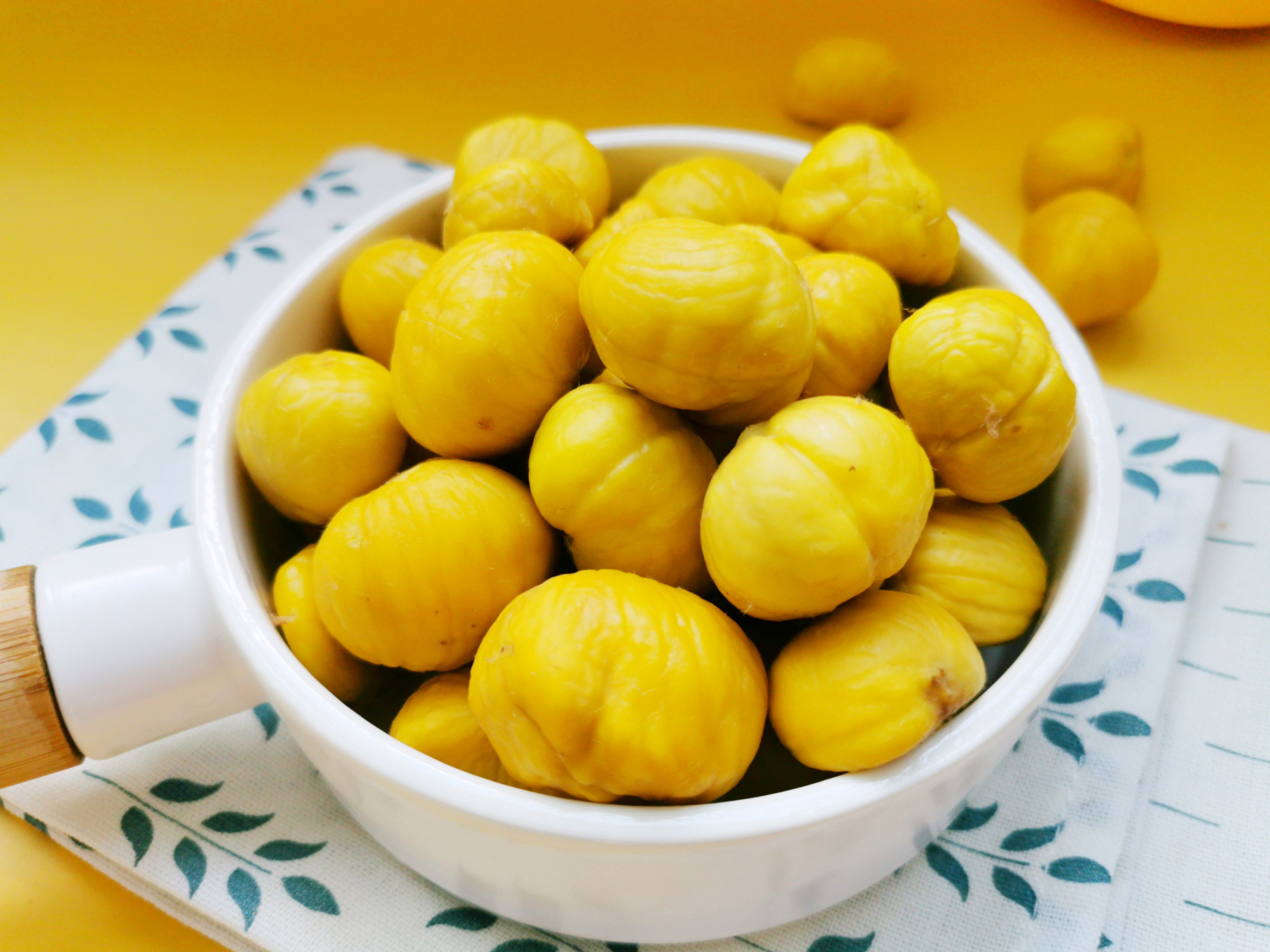 板栗怎么炒好吃板栗去壳妙招,生板栗快速去壳