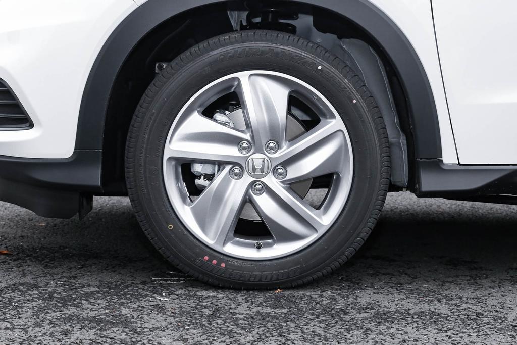 新款缤智空间坐上会不会挤,缤智备胎取出增大储物空间