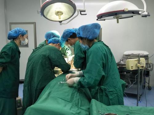 22岁做一次人流痛苦吗,第一次人流去哪家医院