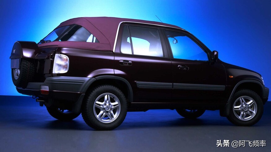 本田CR-V敞篷版,本田热门车款cr-v新款图片曝