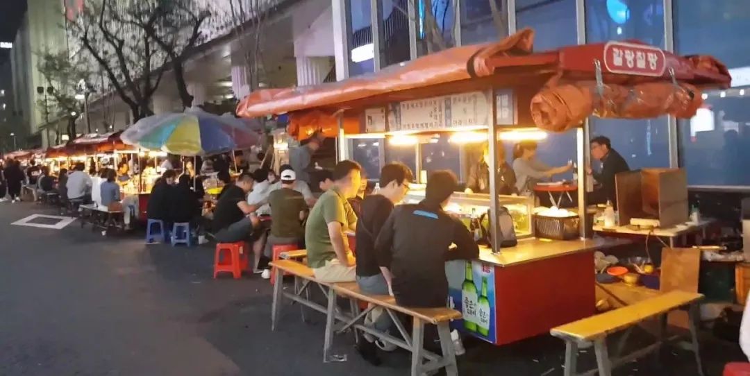 带你认识迷惘而不迷失的“浪漫韩国”