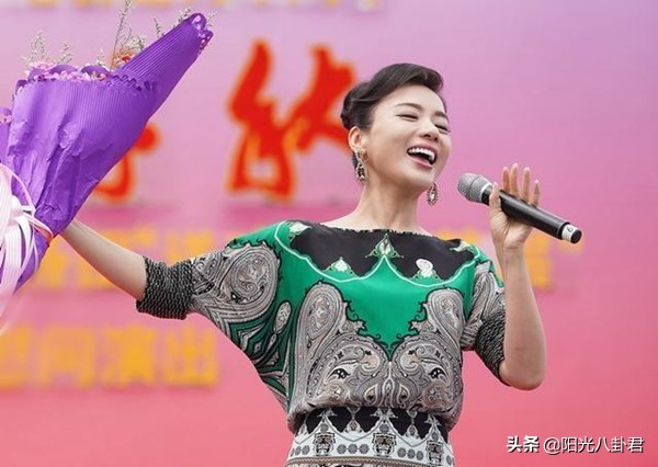 从湖南走出的8大美女，有4位立足央视春晚20年，2位成综艺一姐