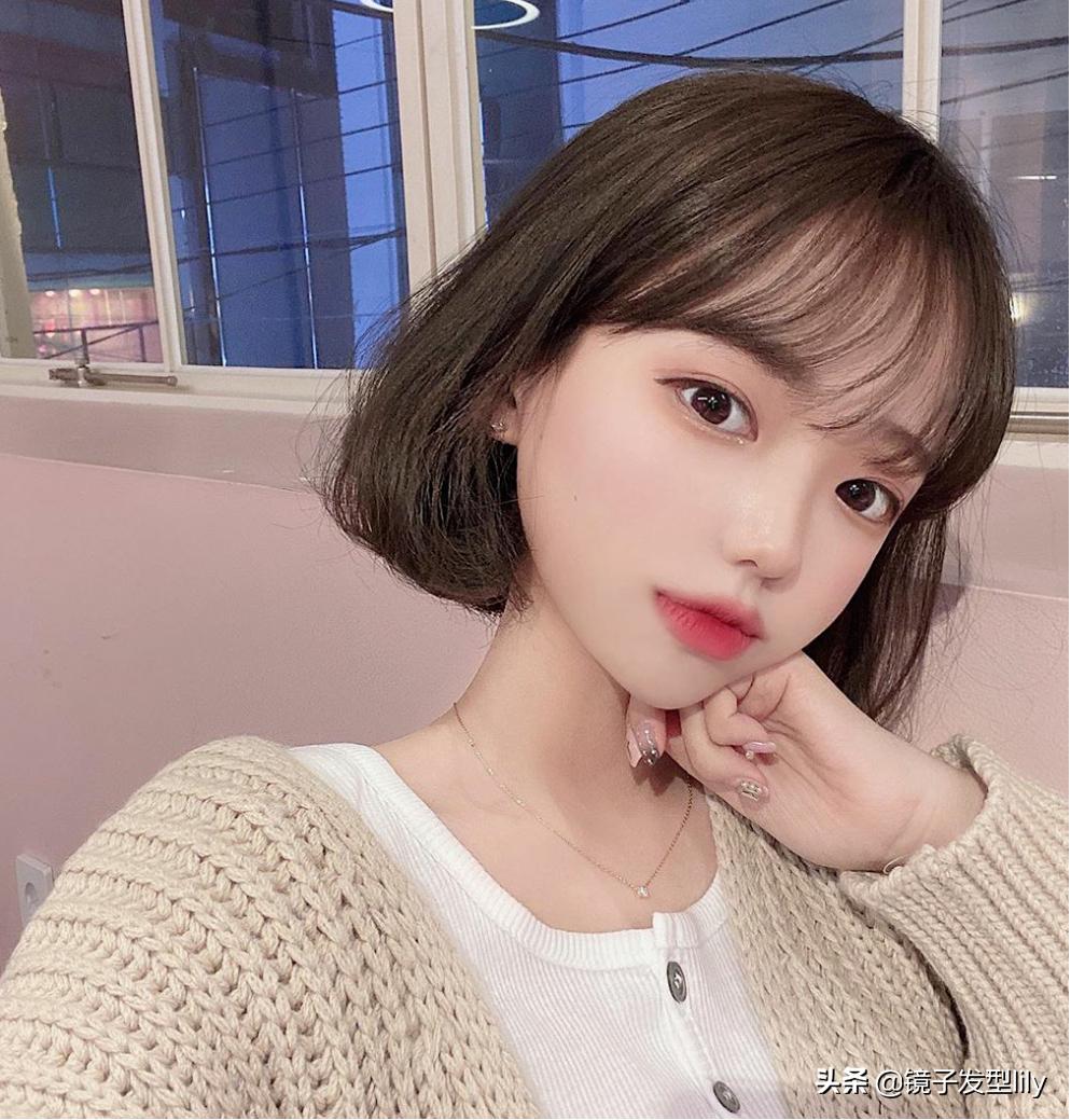 今年流行的发型显年龄小,今年必换的几款发型超级显脸小