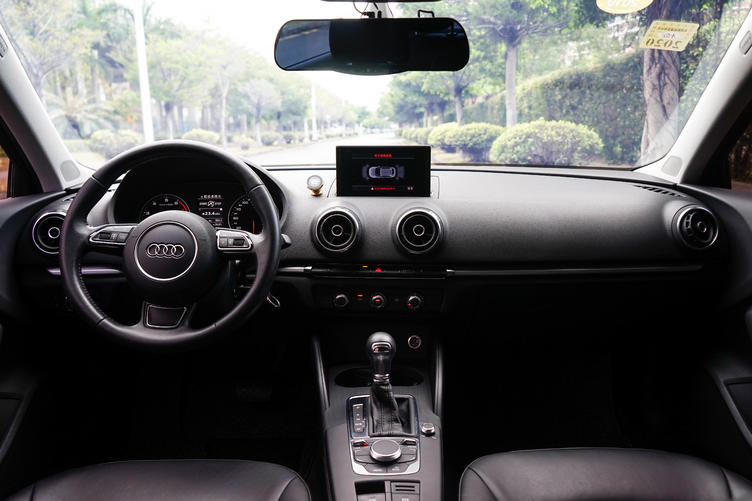 a3是换壳版高尔夫,高尔夫gti和奥迪a3哪个值得买