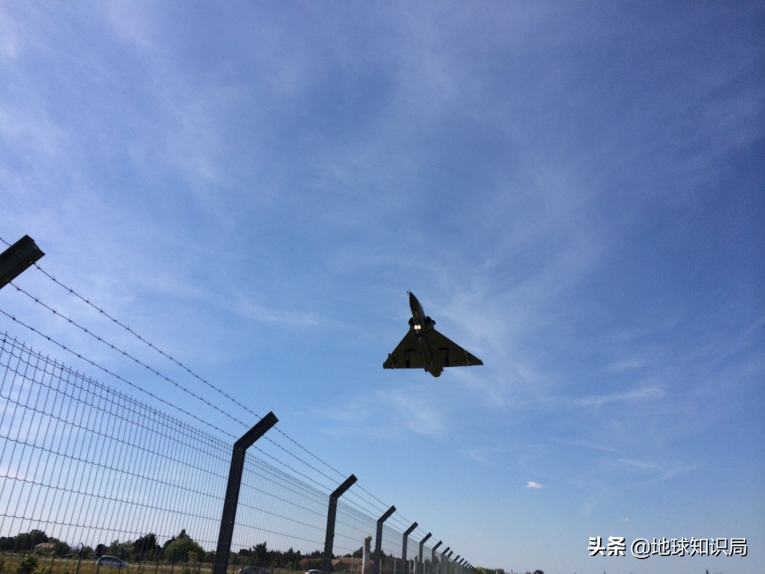 在空军基地旁边住了6年，我都看见了啥？