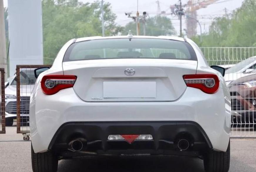 涓扮敯瓒呰窇86,涓扮敯86瓒呰窇