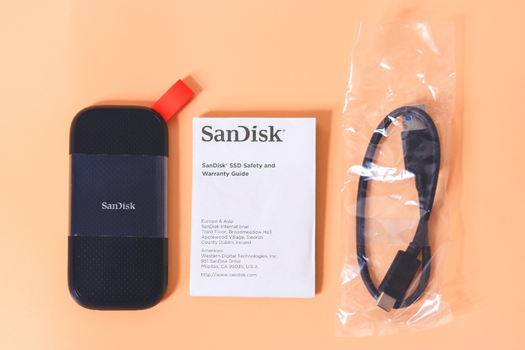 闪迪移动固态硬盘,闪迪e61和三星t7移动固态硬盘对比