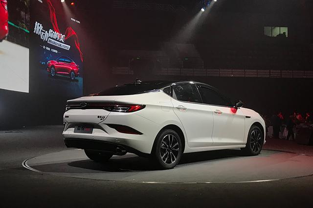 预售848万起江淮嘉悦a5,全新掀背运动轿车实拍江淮嘉悦a5