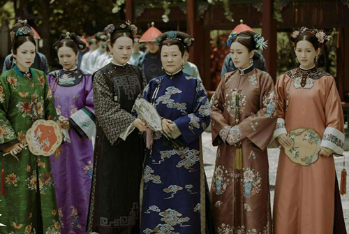 乾隆后宫中不受宠的嫔妃,乾隆最受冷落妃子们