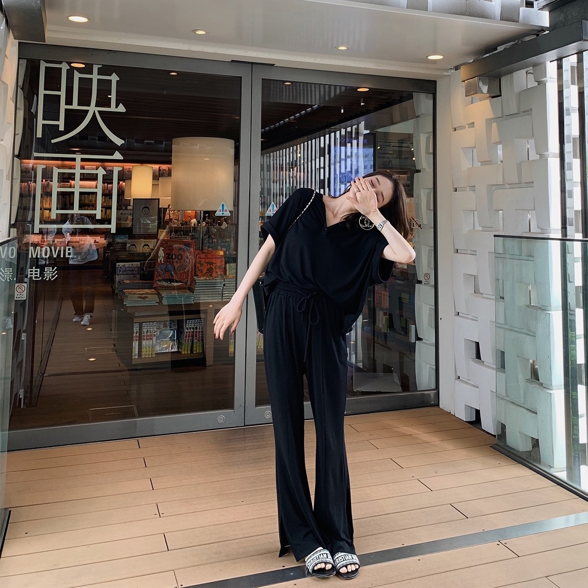 好看又平价的淘宝女装店铺,便宜又好看淘宝女装港风店铺