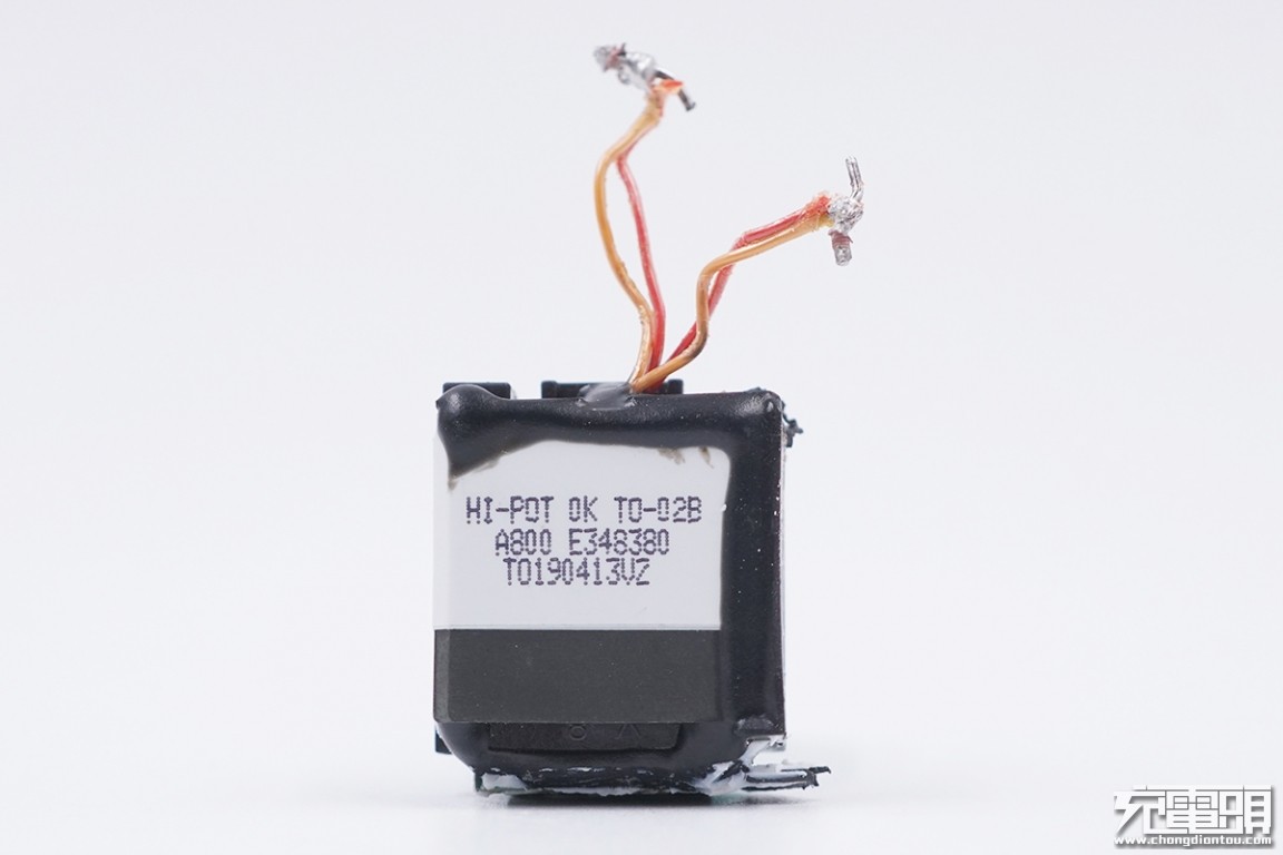 拆解三星s10+,拆解三星45瓦充电器