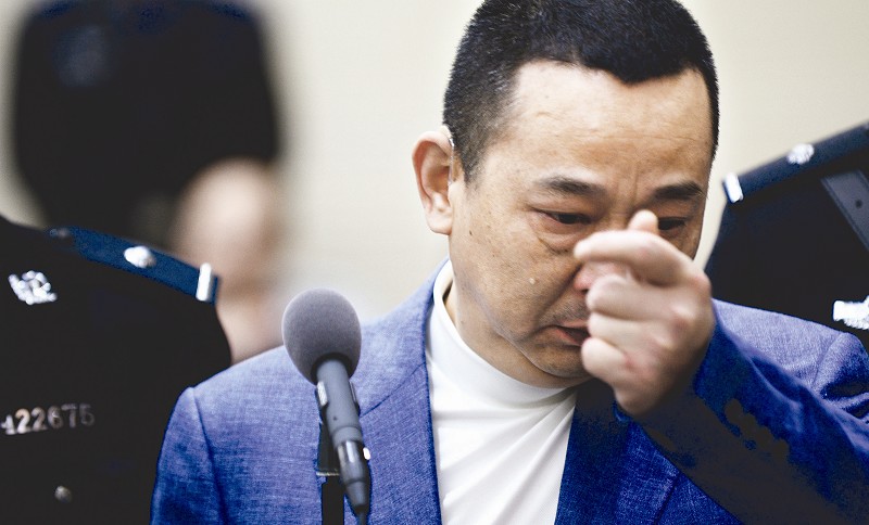 刘汉：汶川地震捐出5000万的慈善富豪，却是沾满鲜血的“伪善者”