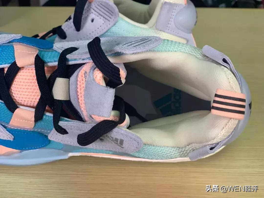 阿迪zoneboost红黑配色,阿迪boost性价比