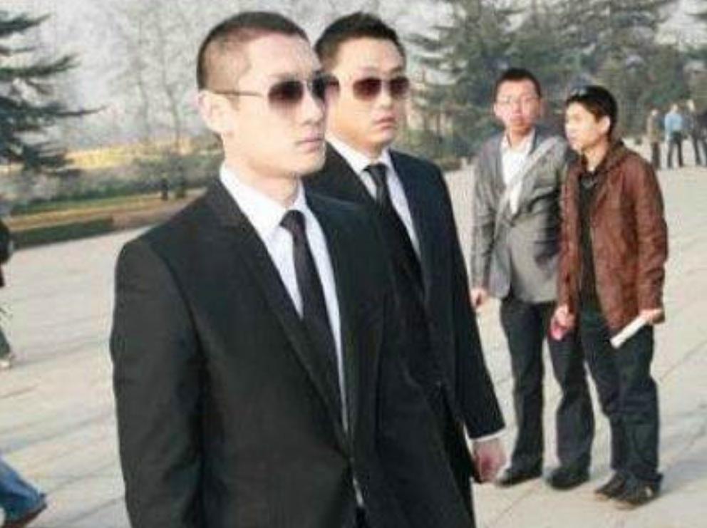 李钰男友汪雨现在怎么样了,被赵薇借命的李钰