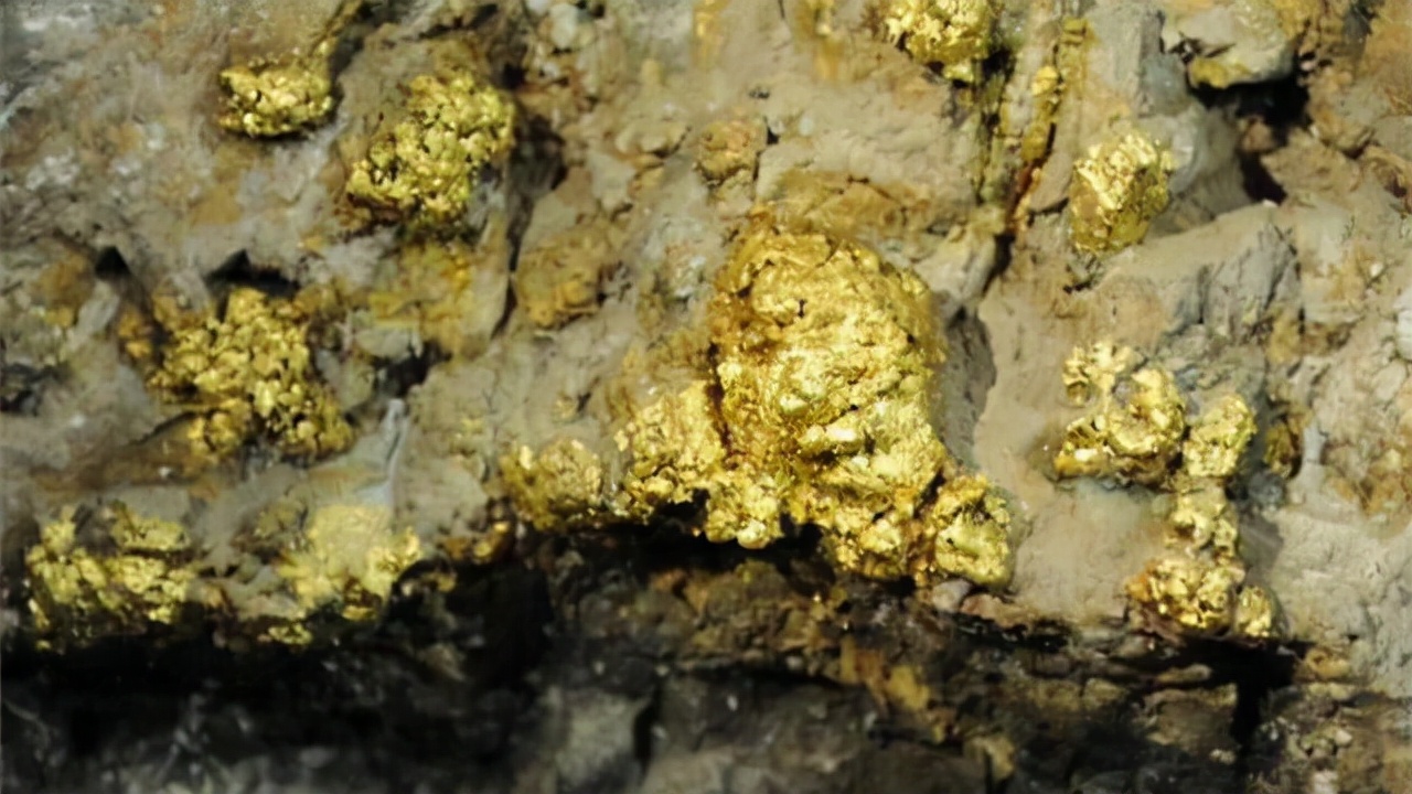 河南发现大型金矿价值超百亿,河南发现特大型金矿大概多少元