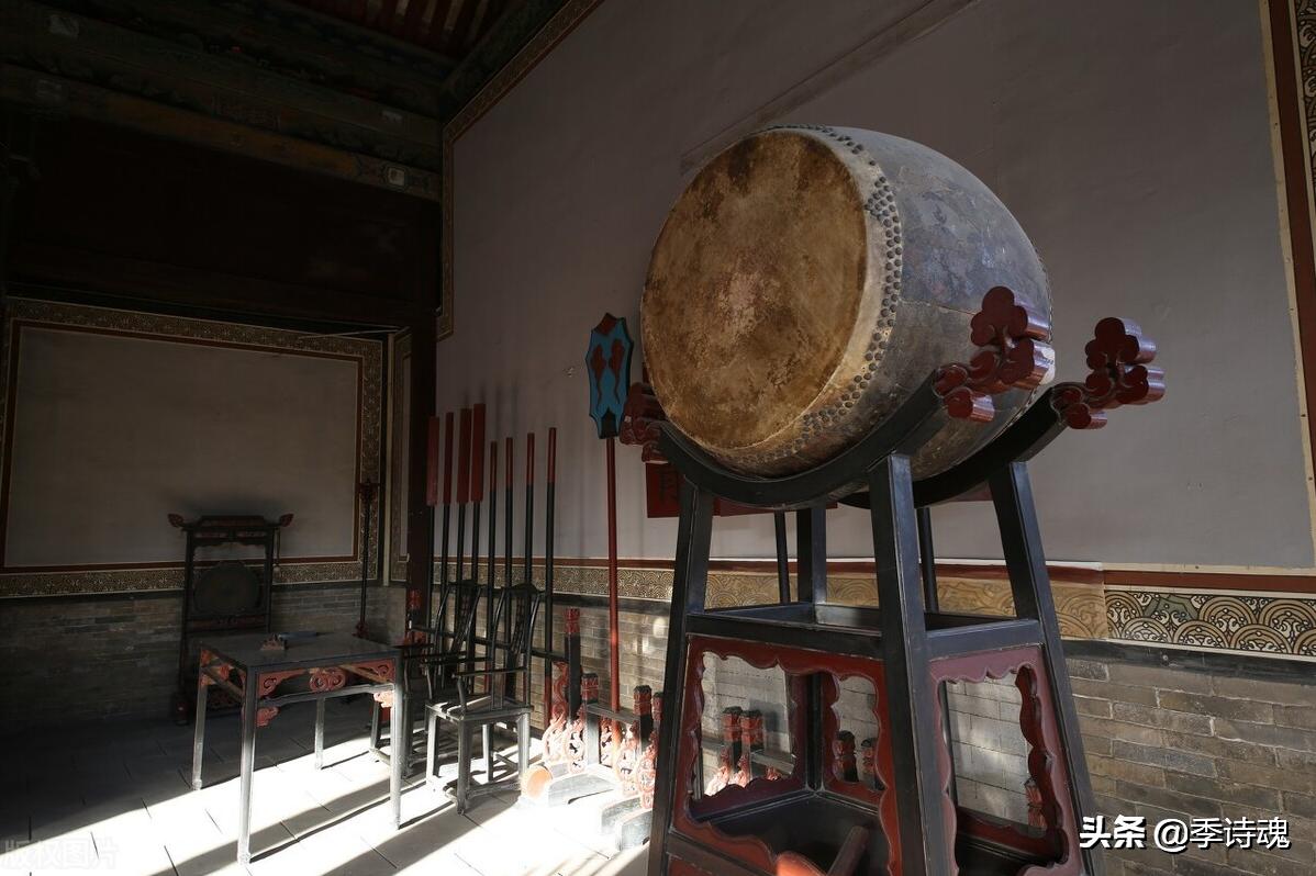 海瑞斗严嵩大闹公堂,海瑞斗严嵩嘉靖皇帝大怒视频