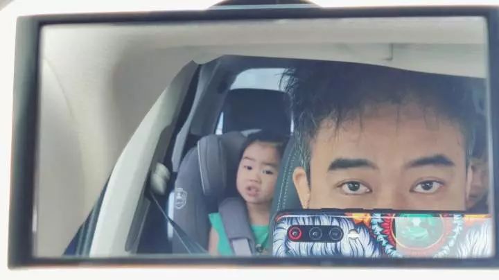 婴儿多大可以使用半躺安全座椅,安全座椅0-12岁可坐可躺测评