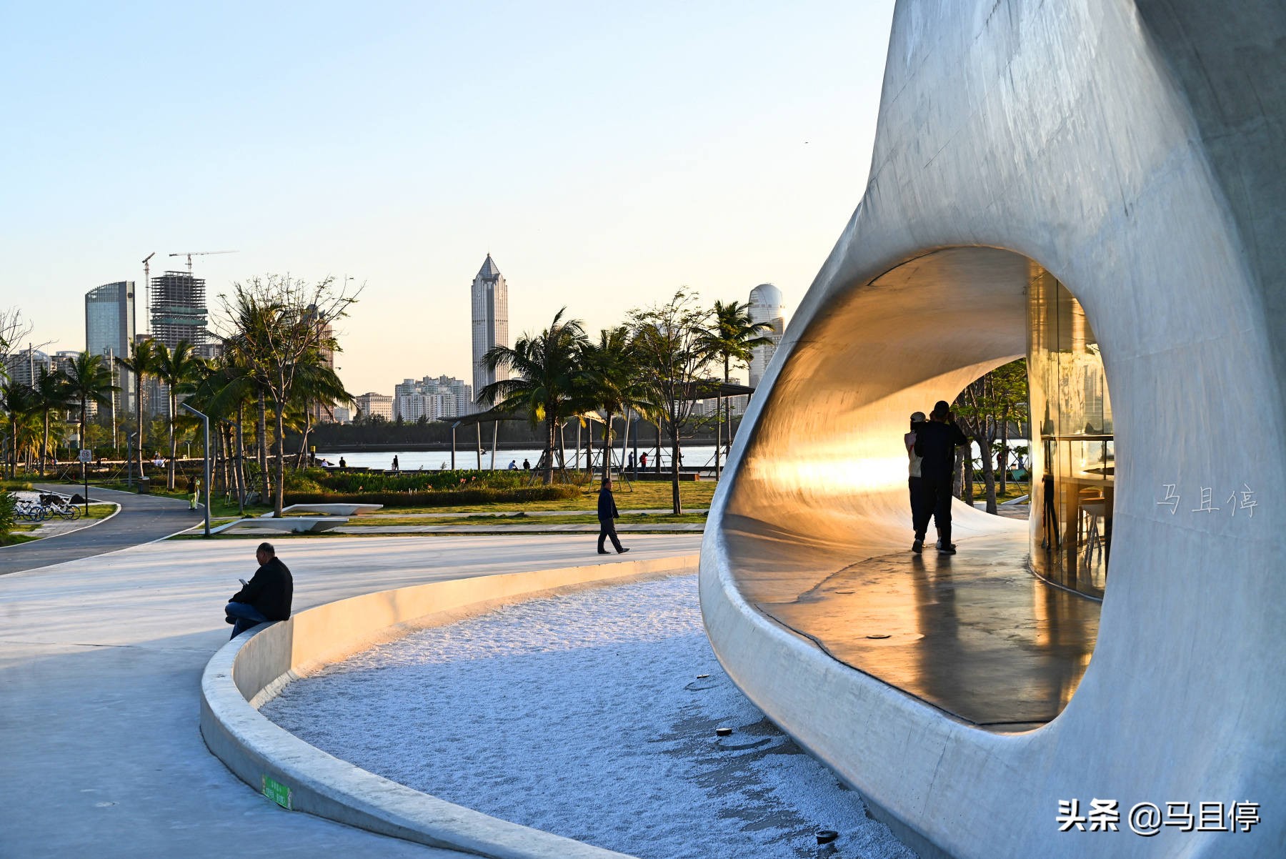 海口云洞图书馆点评,海口云洞图书馆感受