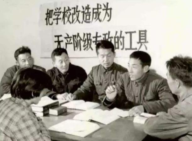 47年前,那位轰动一时的白卷英雄张铁生,现在怎么样了?