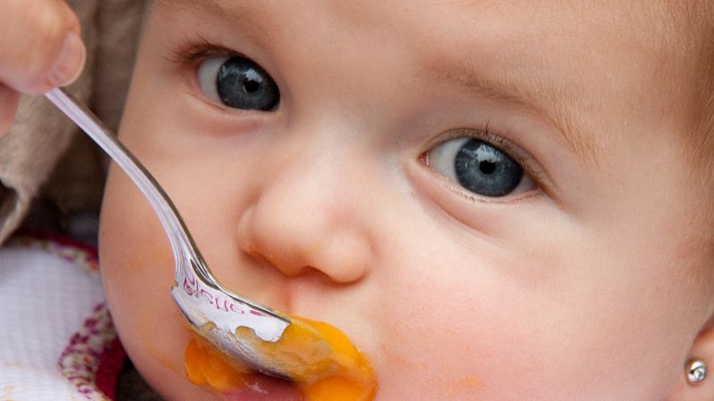 小孩吃芒果过敏去医院,小孩子芒果汁过敏是什么症状