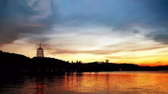 苏州杭州哪个城市值得落户,苏州和杭州哪个更美