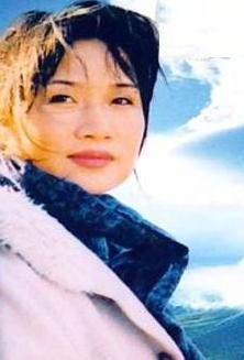 歌星李娜为何出家现在过得怎么样,李娜从一鸣惊人到看破红尘