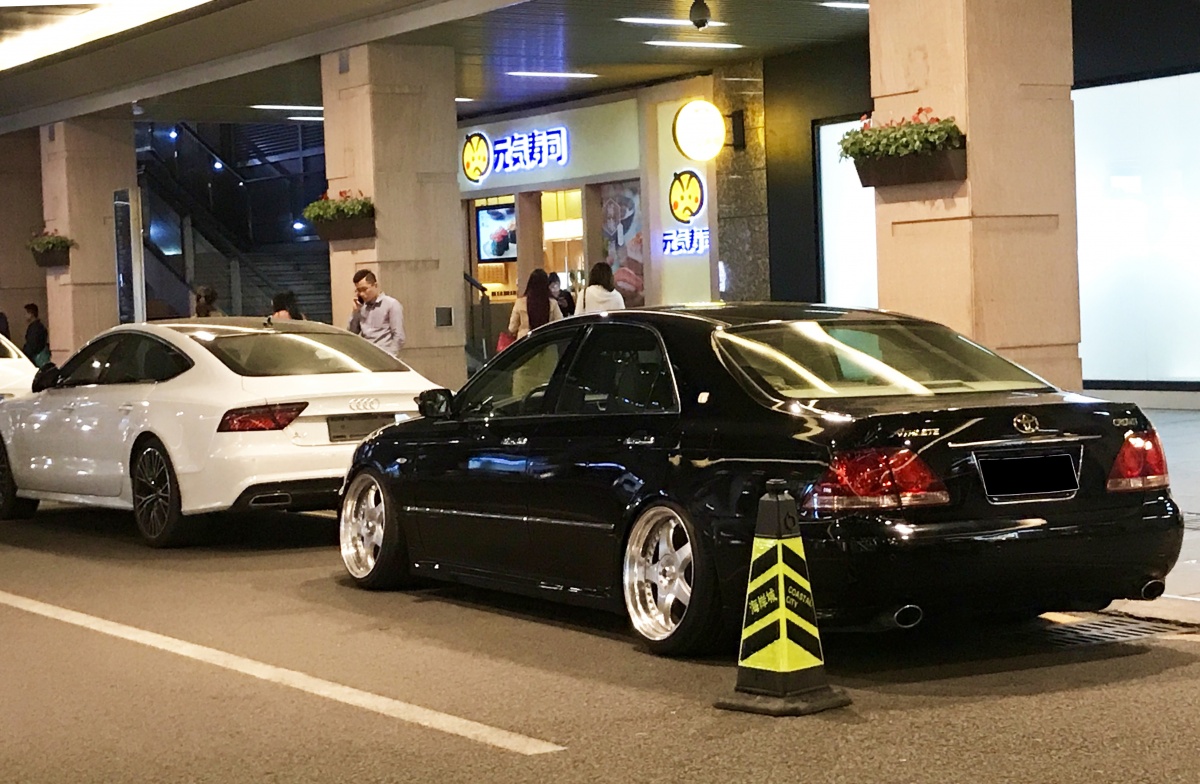 全黑内饰都有哪些,全黑的内饰