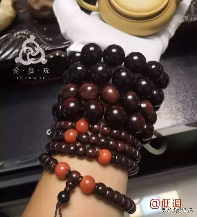 文玩桃核手串包浆玉化完图,盘玩包浆最快的手串