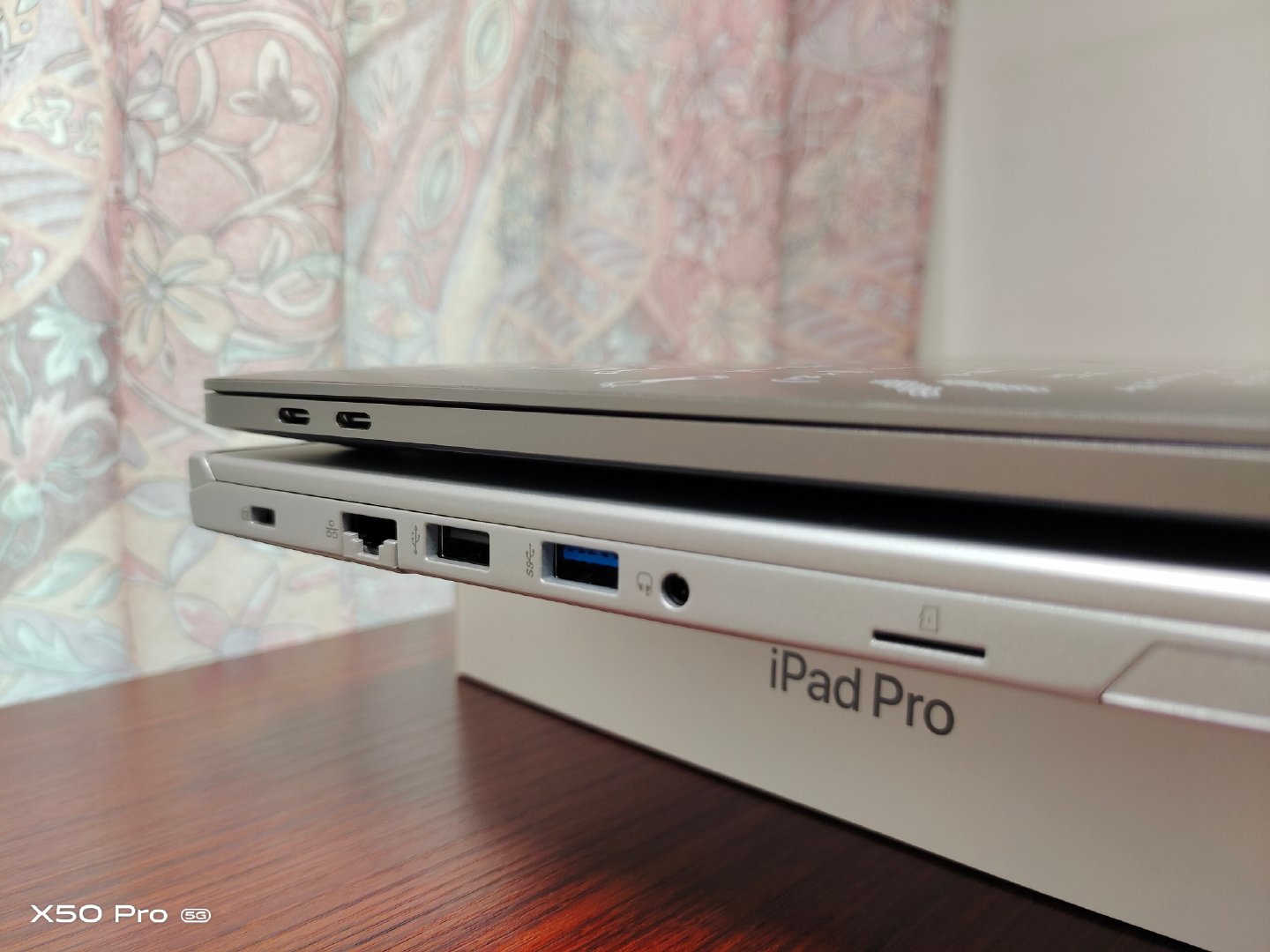 机械革命4060笔记本中正评测,机械革命code01