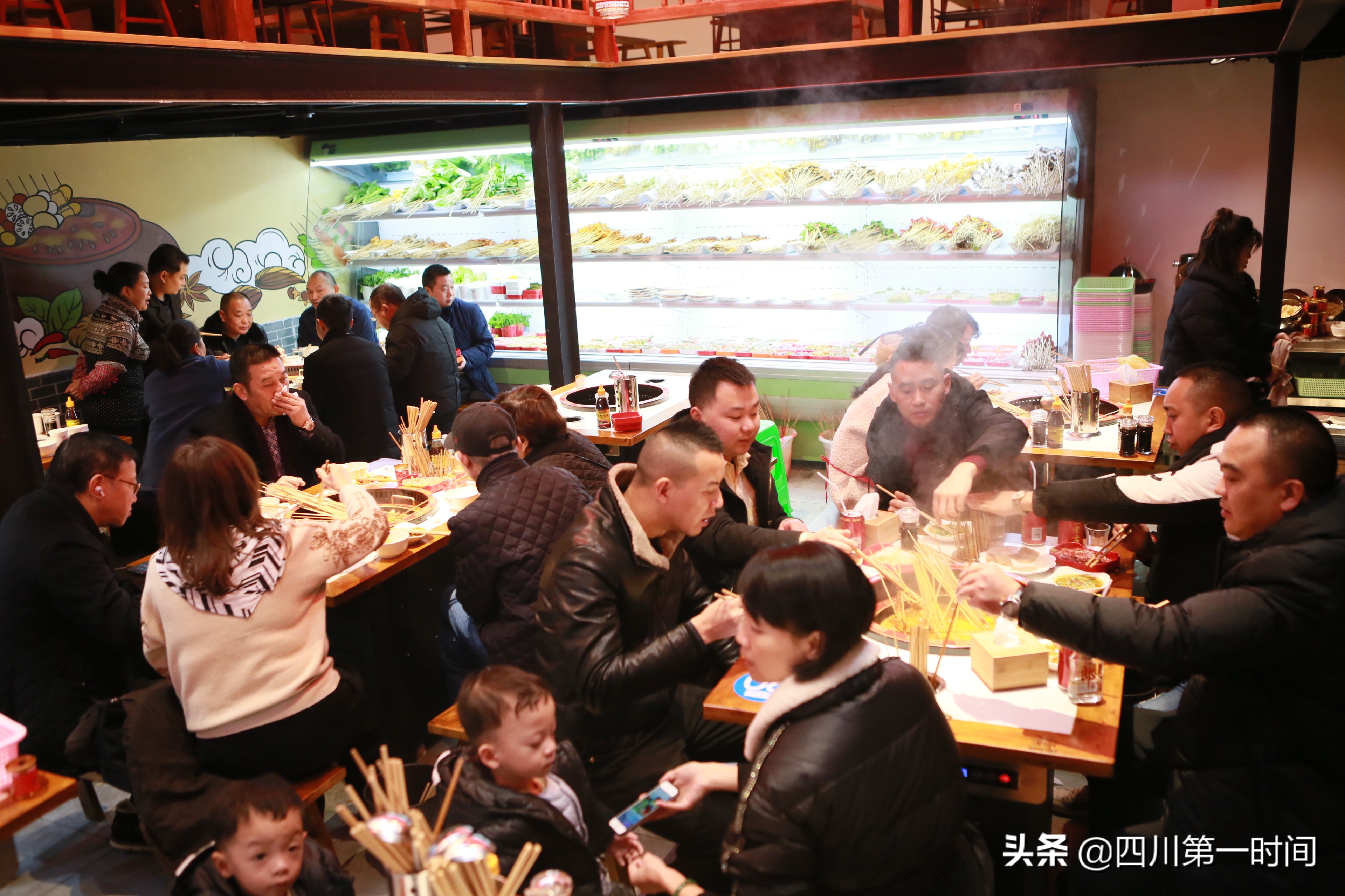 成都庾记厕所串串香,成都厕所串串总店