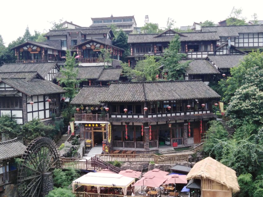 峨眉半山七里坪国际度假区风景,峨眉半山七里坪国际度假区天气