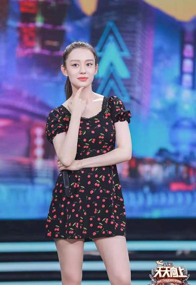 安以轩与吉娜同台比美,天天向上安以轩吉娜