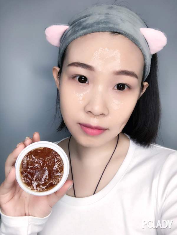 荷荷巴油去黑头真的有效吗,荷荷巴油去黑头正确使用方法