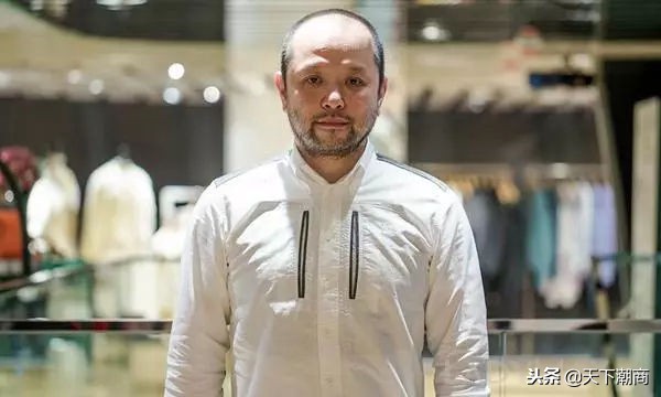 这位潮商创建自己的商业王国,娶了香港的“梦露”,羡煞旁人