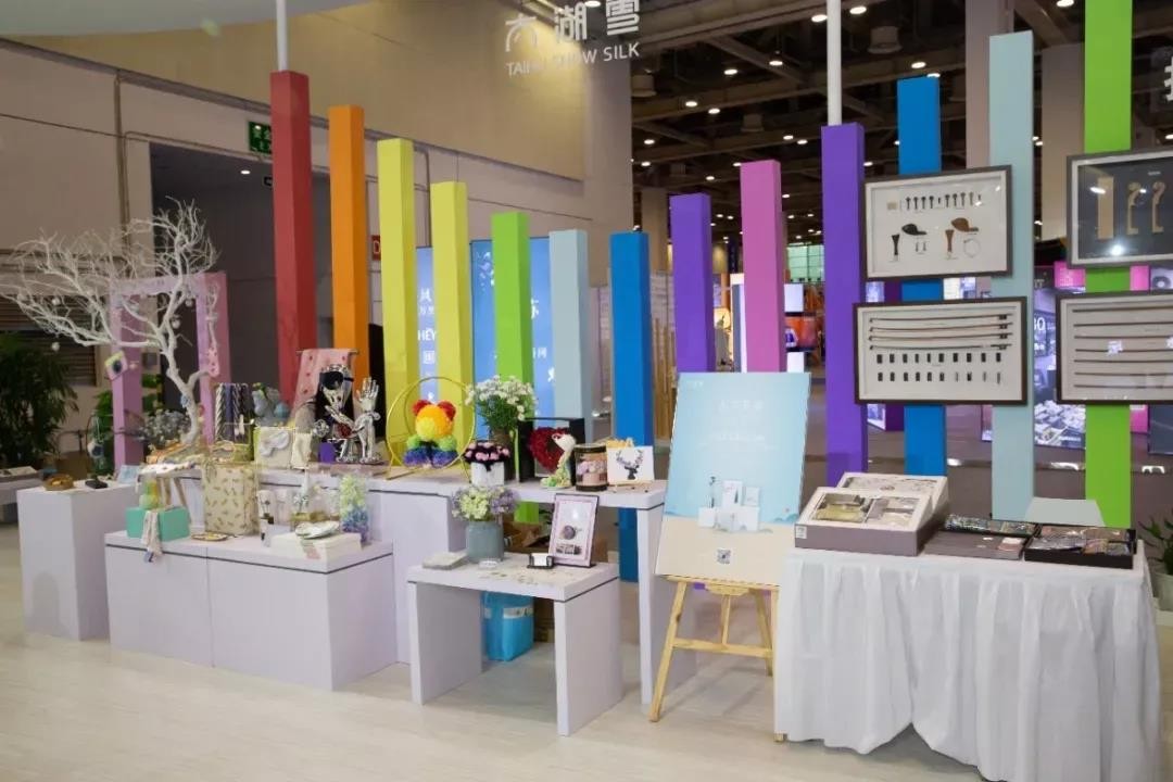 打卡苏州创博会吴江展馆，体验数字人民币创新消费