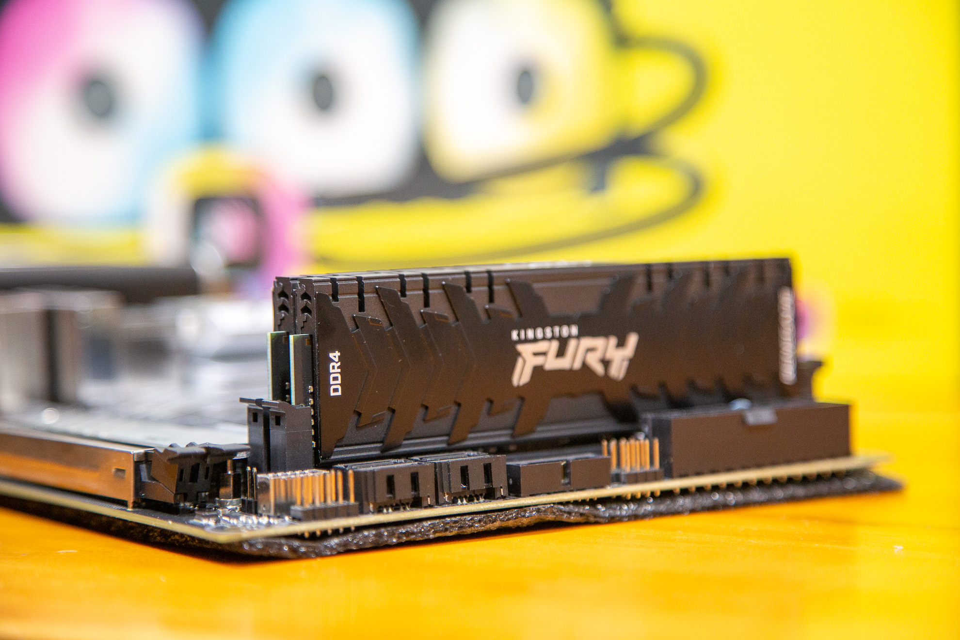 七彩虹b560i支持的cpu,七彩虹b660m配12代i5