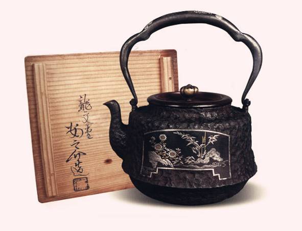 日本铁壶仿古,日本铁壶适合什么茶