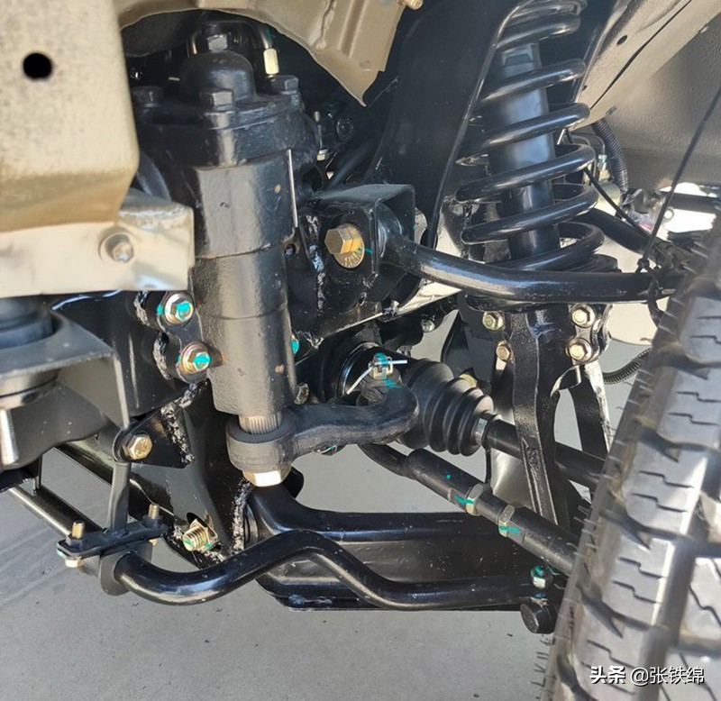 最新款北京212与老款比较,最新款北京212概念车帅到爆