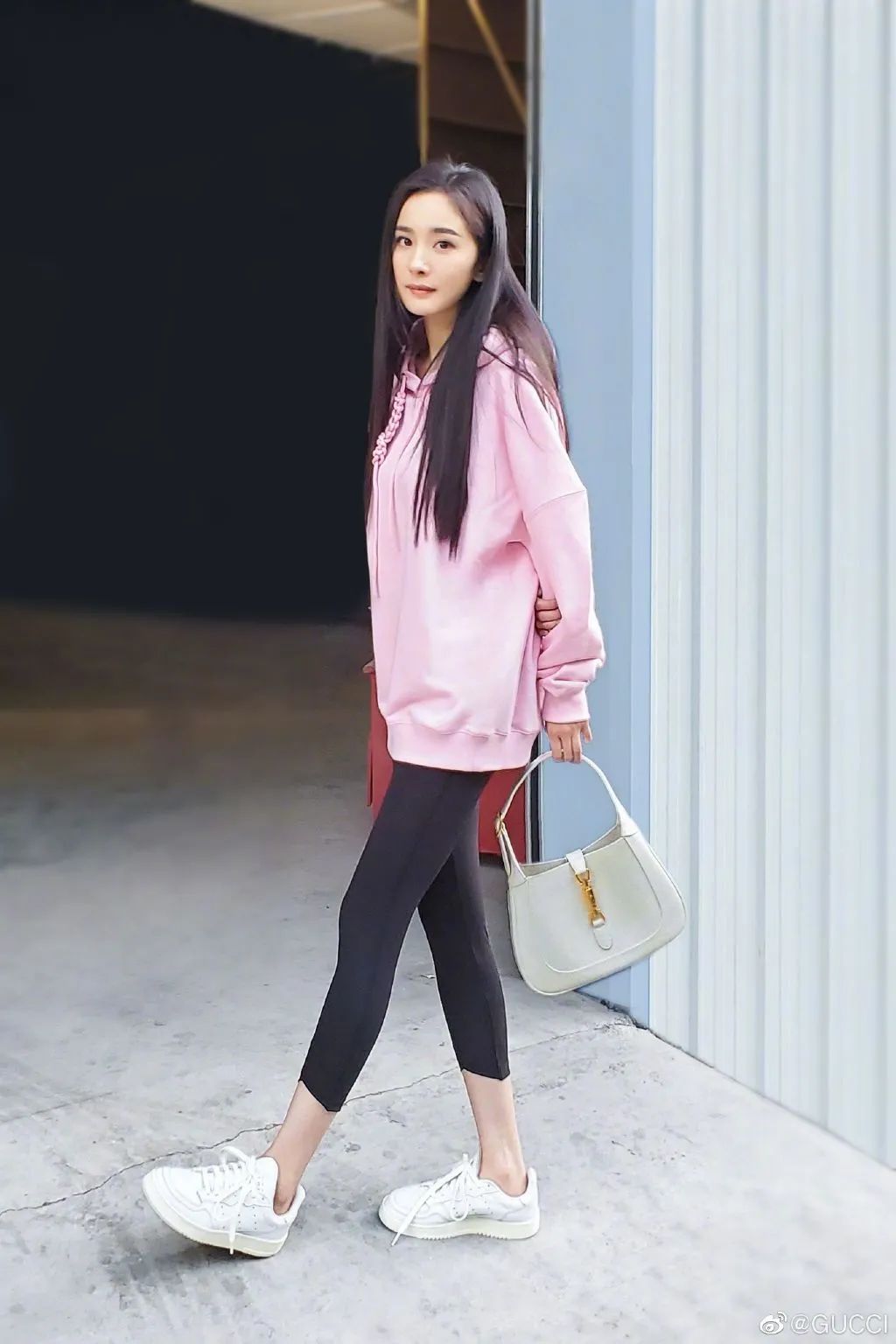 复古辣妹腋下包小众质感新月包,意大利腋下包推荐小众高级款