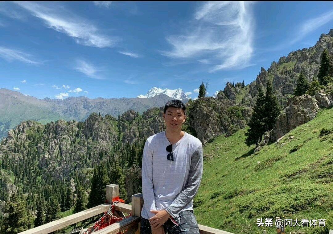 北京时间4月29日是*疆新**男篮一个有潜力的新秀小将范子铭的生日！