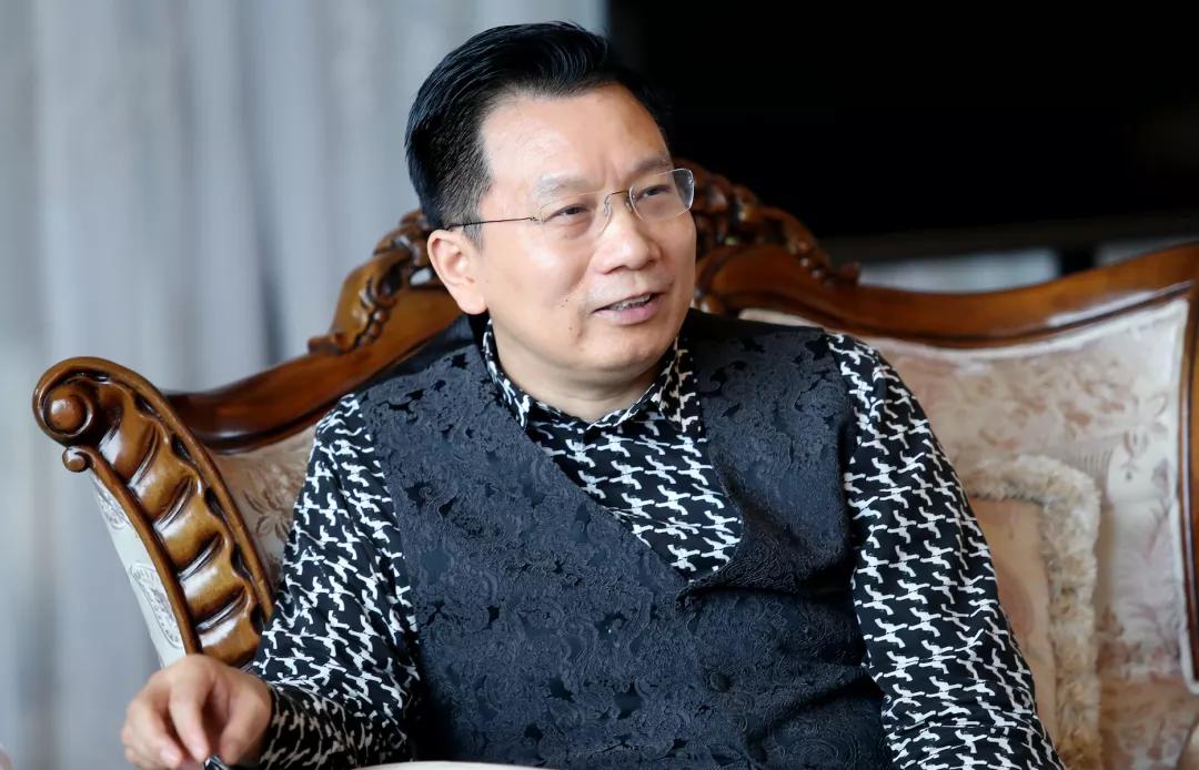 家居大佬红星美凯龙困境求生，接连甩卖子公司，学万达却多处烂尾