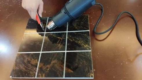 洗手盆边玻璃胶变黑发霉怎么清理,玻璃胶时间长了发霉变黑怎么办