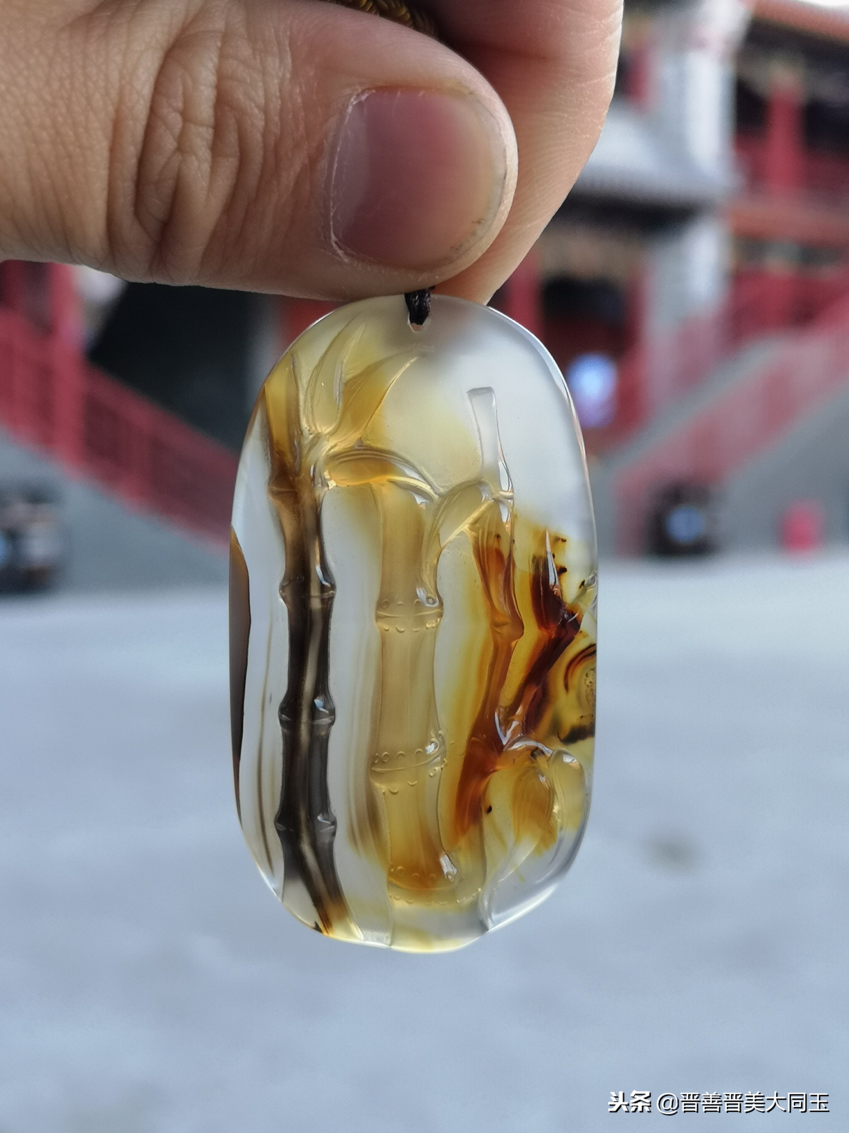 什么是玉髓玉髓和玉有区别吗,如何分辨玉和玉髓的区别