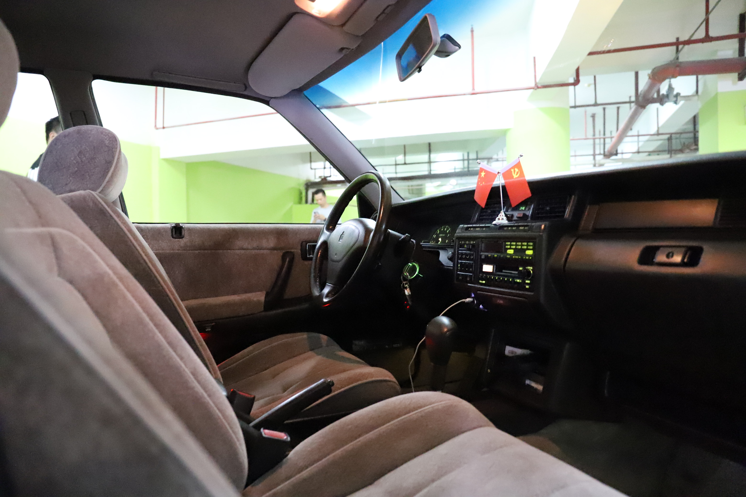 尽管饱经沧桑，但仍风采依旧！重温90年代丰田荣耀——皇冠133