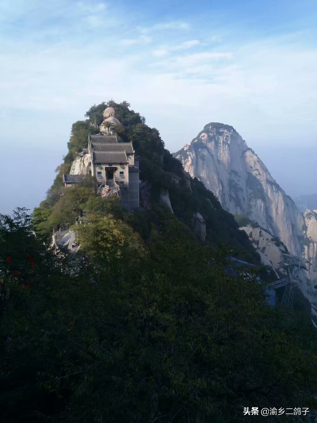 华山坐索道老年人价格,老年人能去华山玩吗最近