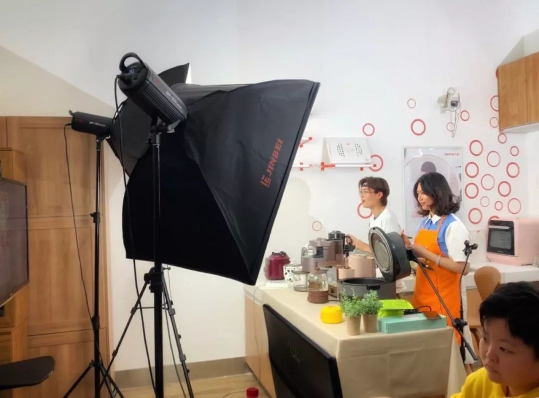 下沉市场里的双十一:游离在流量和生存之间的商家