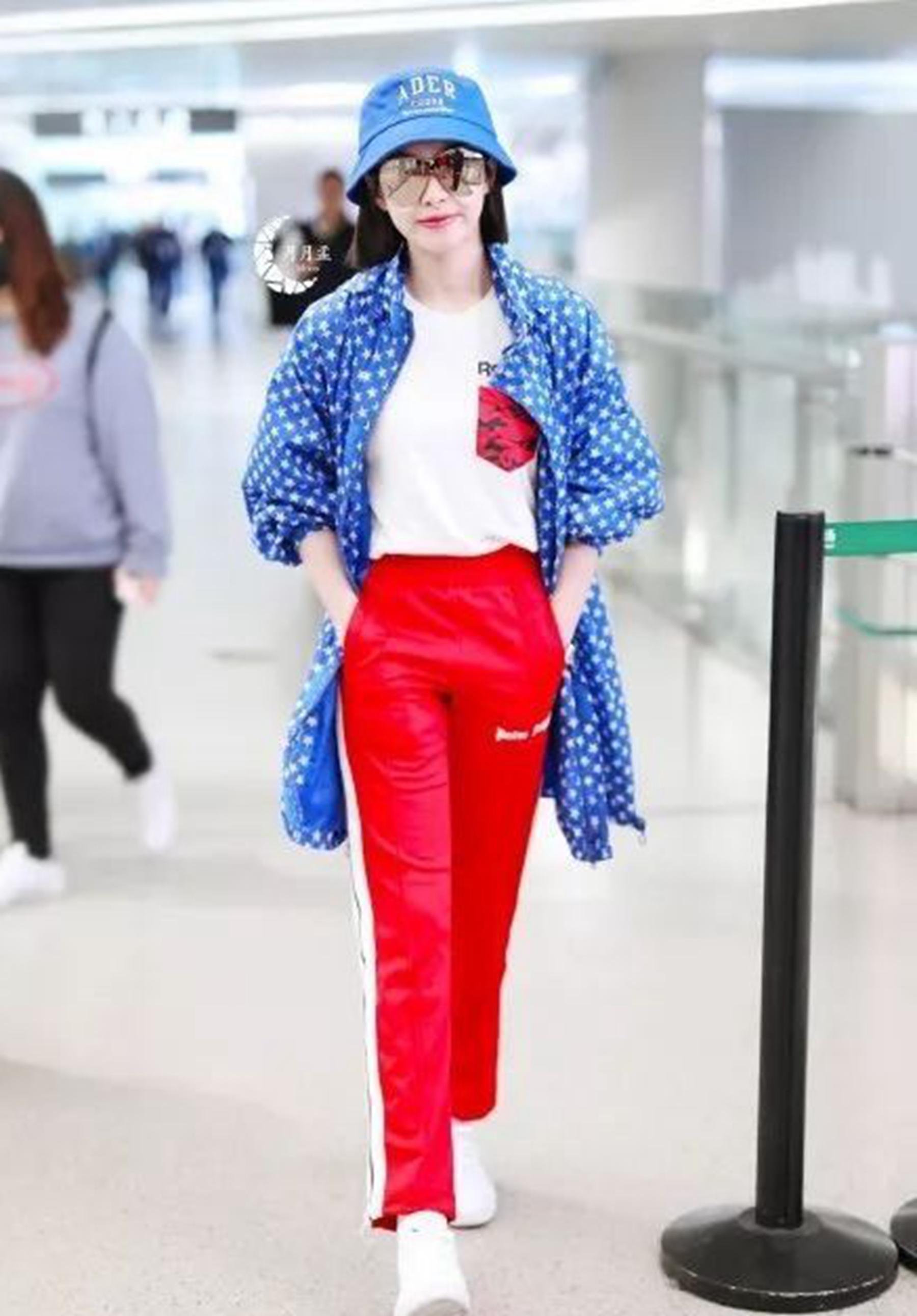 今年流行“例假裤”，时髦显瘦又新颖，腿粗妹子的福音